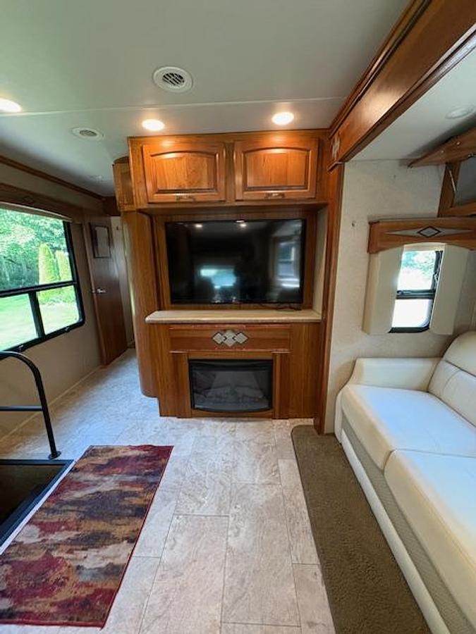 Used 2016 Jayco Seneca 36FK