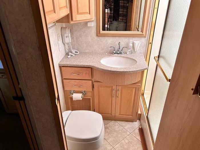 Used 2004 Itasca Suncruiser 35U