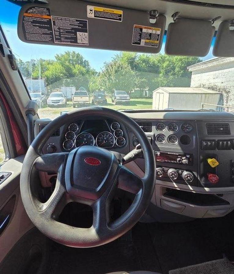 Used 2019 PETERBILT 579
