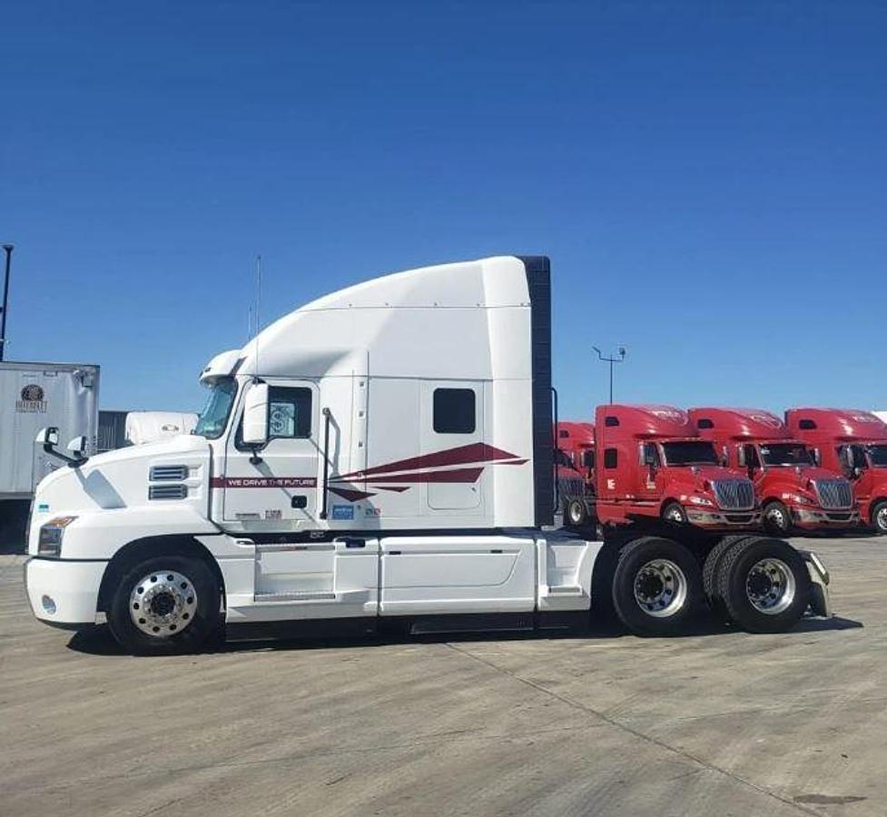 Used 2024 MACK ANTHEM 64T Conventional Sleeper Semi