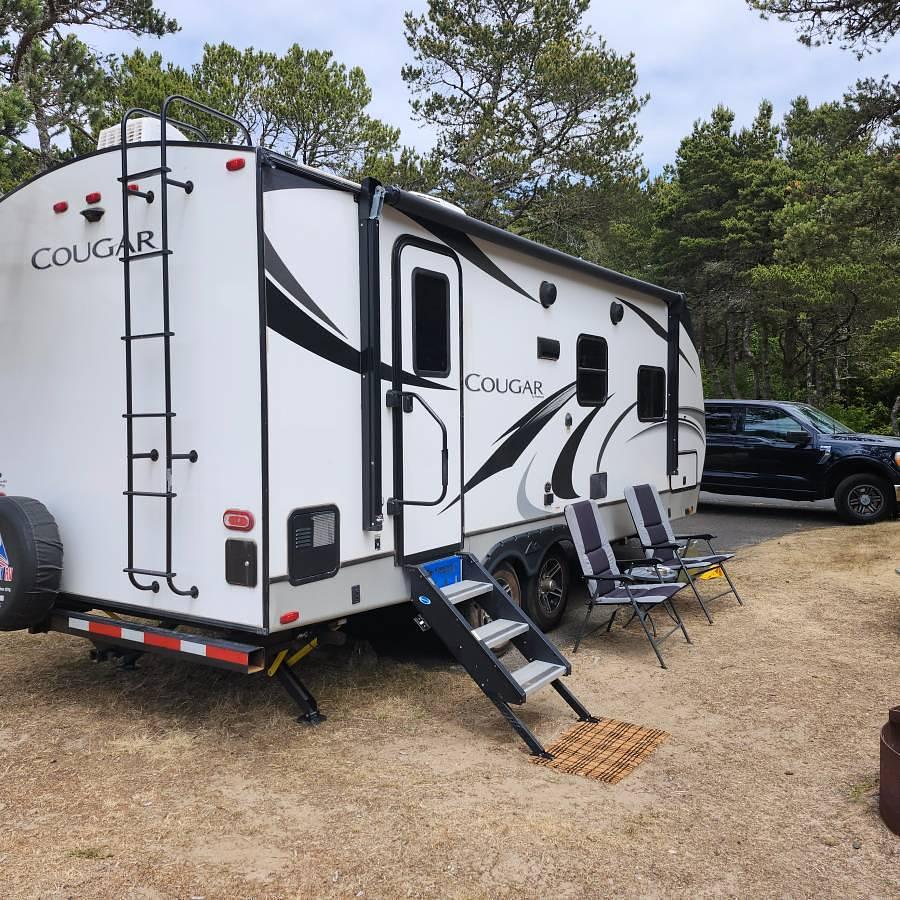 Used 2021 Keystone Cougar 22RBSWE