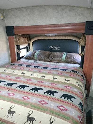 Used 2009 Keystone Fuzion 393