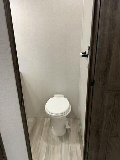 Used 2021 Alliance RV Paradigm 370FB