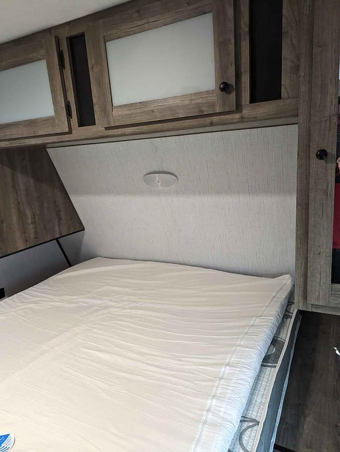 Used 2021 Heartland Pioneer DS320