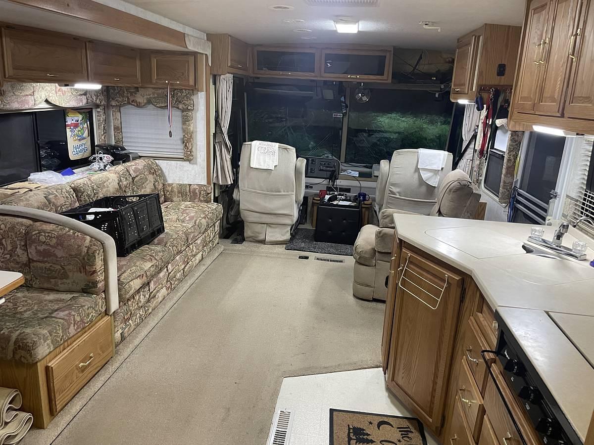 Used 1999 Itasca Suncruiser Diesel Pusher Class A Motorhome