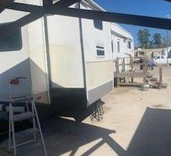 Used 2007 Forest River Cardinal 36RLE