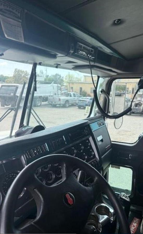 Used 2019 KENWORTH T800