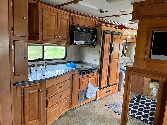 Used 2008 Gulf Stream Yellowstone Country Club Coach