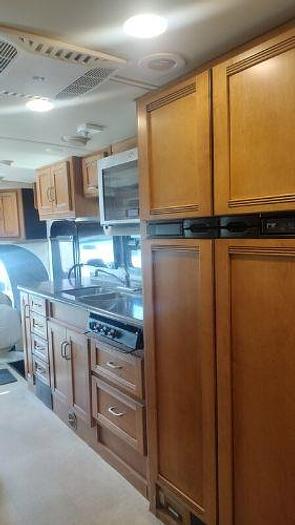 Used 2016 Itasca Cambria 27K