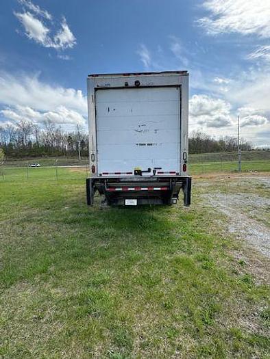 Used 2016 Freightliner BUSINESS CLASS M2 106
