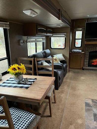 Used 2014 Autumn Ridge