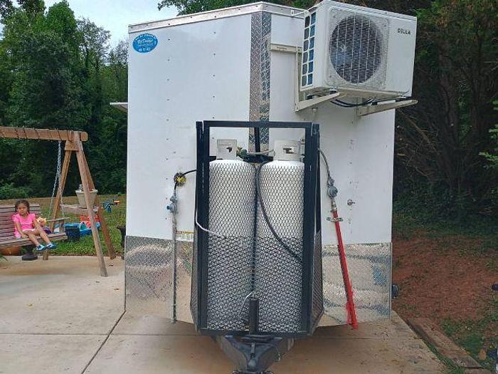 Used 2021 KAUFMAN Enclosed Hauler Food Truck