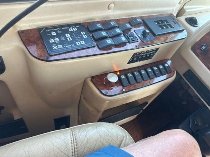 Used 2005 Holiday Rambler Navigator 45PBT