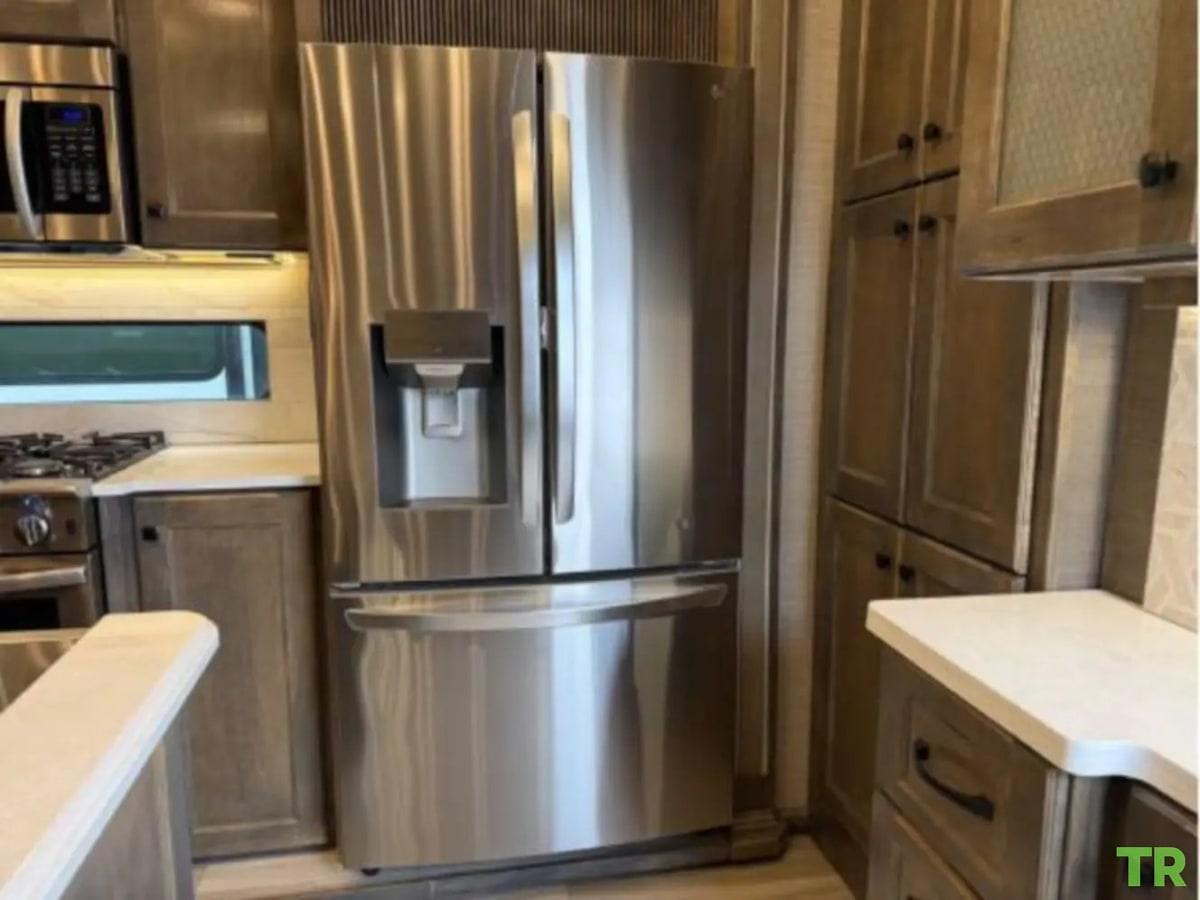 Used 2022 Vanleigh Beacon 34RLB