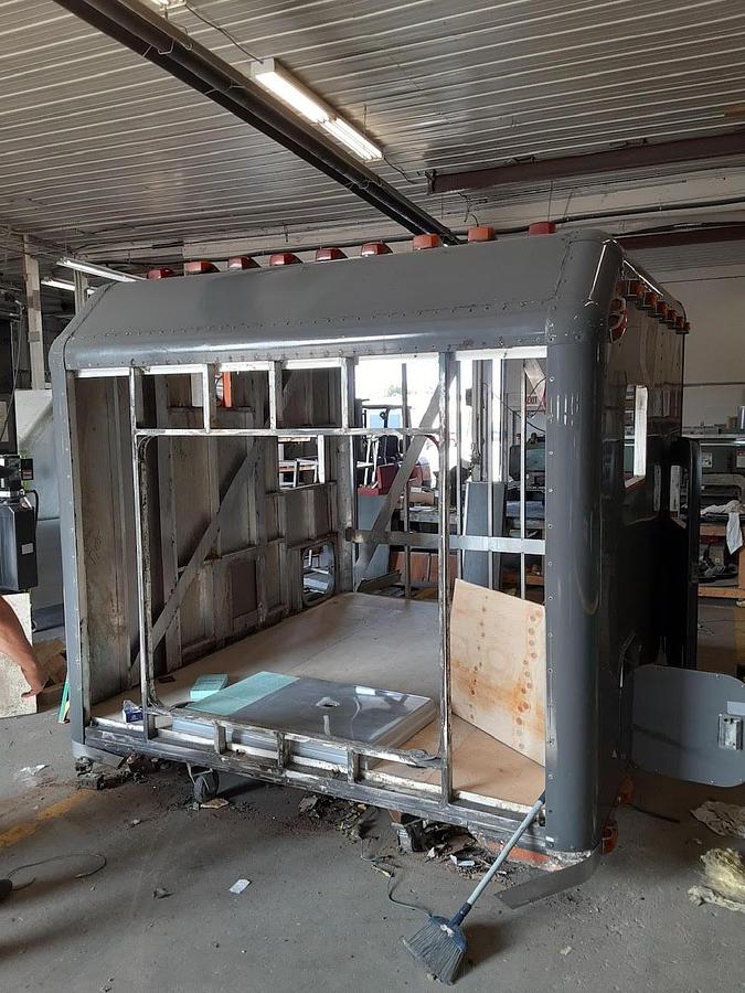 Used 2000 Kenworth W900 Conventional Sleeper Semi