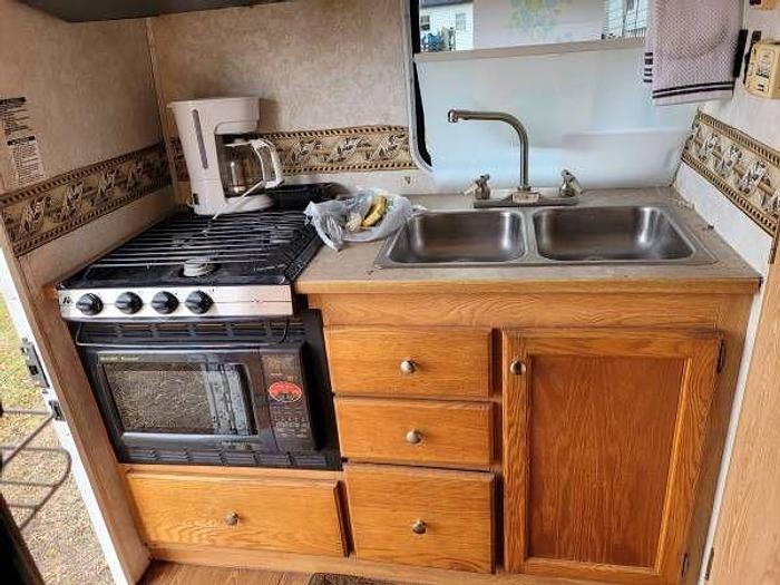 Used 2003 R Vision Trail Lite B plus