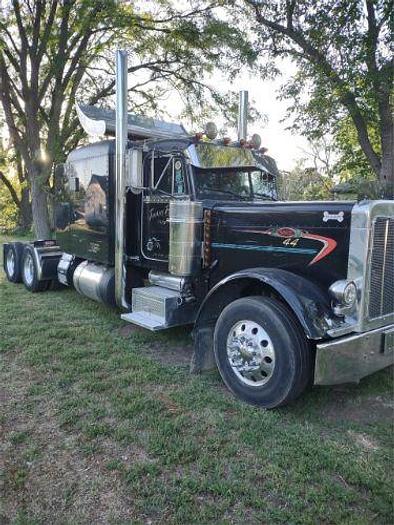 Used 2001 Peterbilt 379