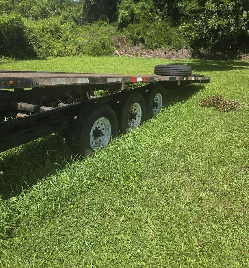Used 2001 Kaufman 50-Foot 3-Car Hauler Trailer