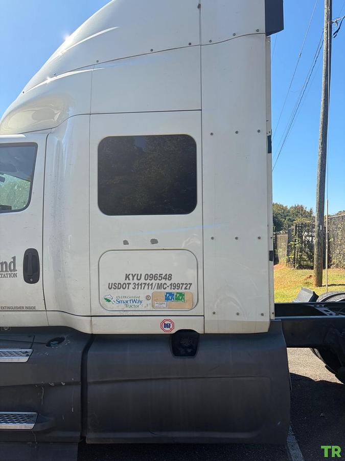 Used 2019 International LT Semi Truck