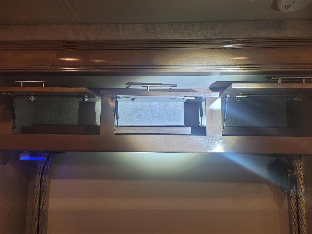 Used 2020 Thor Motor Coach Miramar 37.1 Class A Motorhome