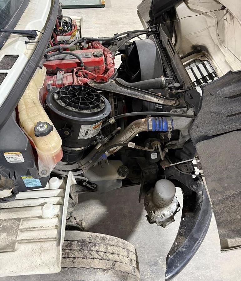 Used 2016 Freightliner M2