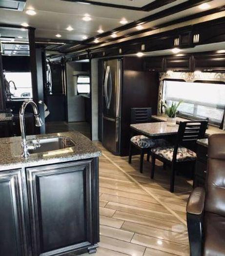 Used 2016 Newmar Mountain Aire 4565