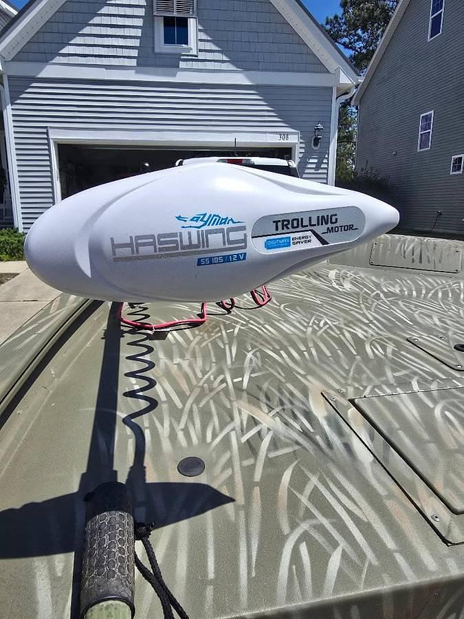 Used 2024 Grizzly Tracker Fishing Boat