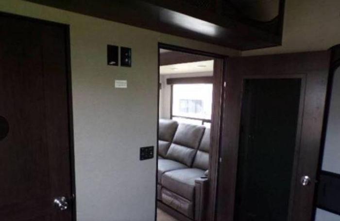 Used 2022 Grand Design Momentum 29G