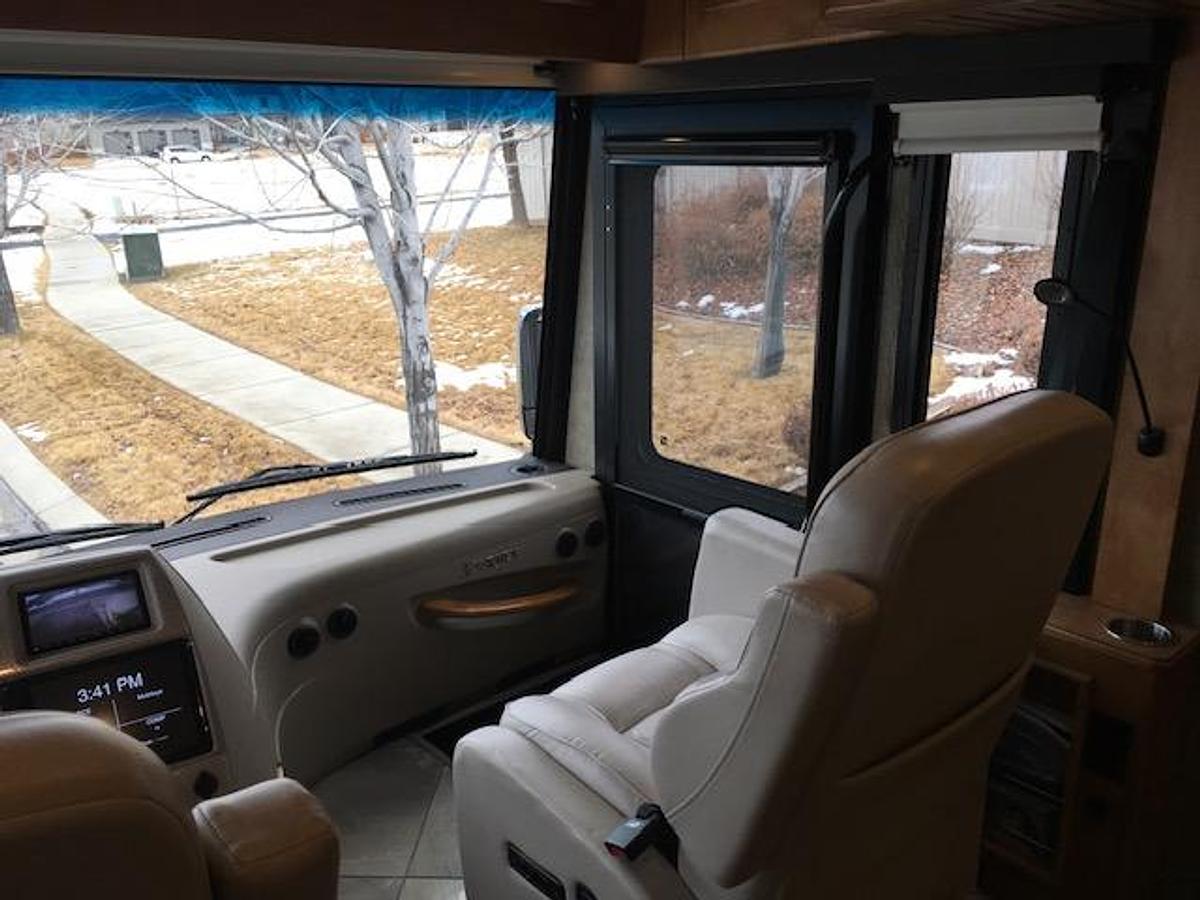 Used 2016 Winnebago Journey 40R Diesel Pusher
