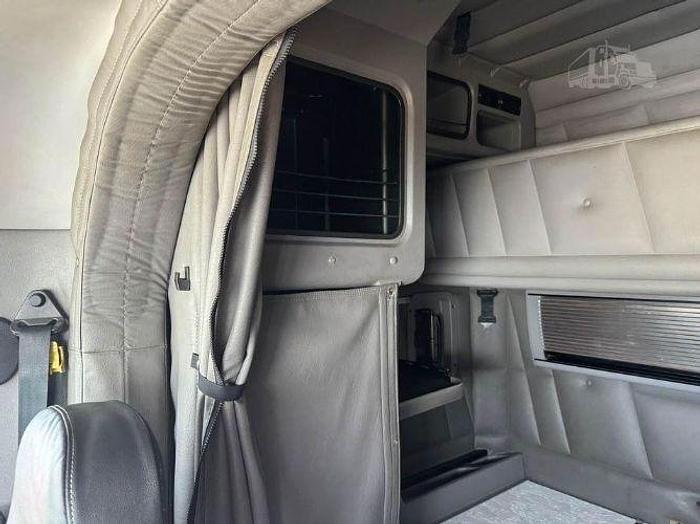 Used 2007 Peterbilt 379