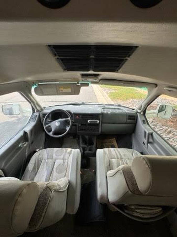 Used 2001 Winnebago Horizon Class A Motorhome