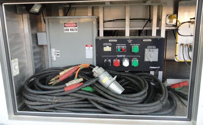 Used 2013 Holland Cupcow