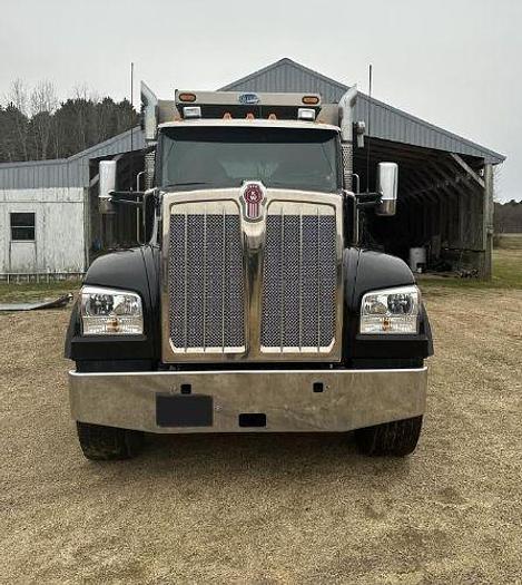 Used 2021 KENWORTH W990