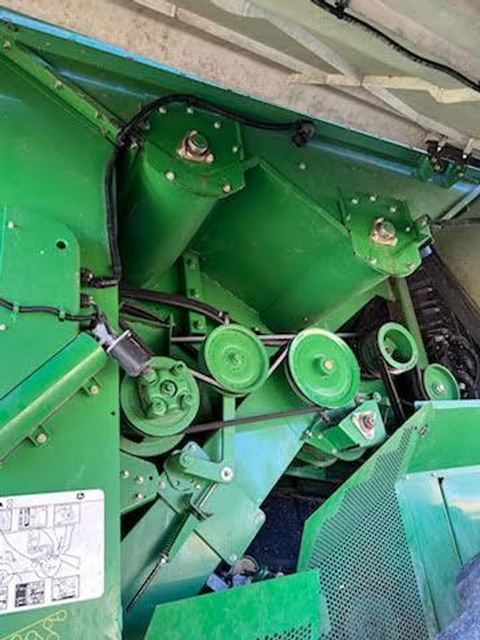 Used 2014 John Deere S670 Combine