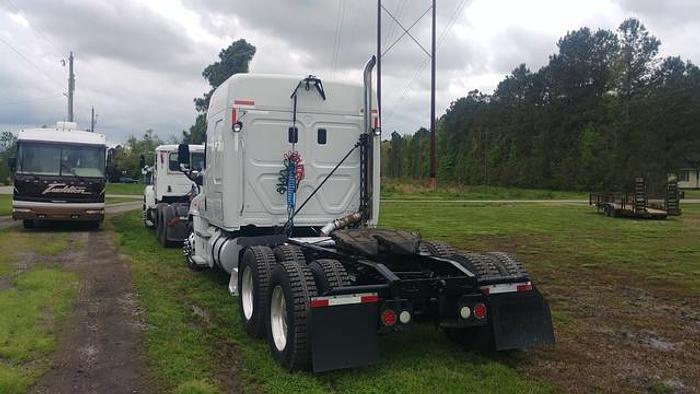 Used 2015 Freightliner FLGF4170 Sleeper Semi Tractor