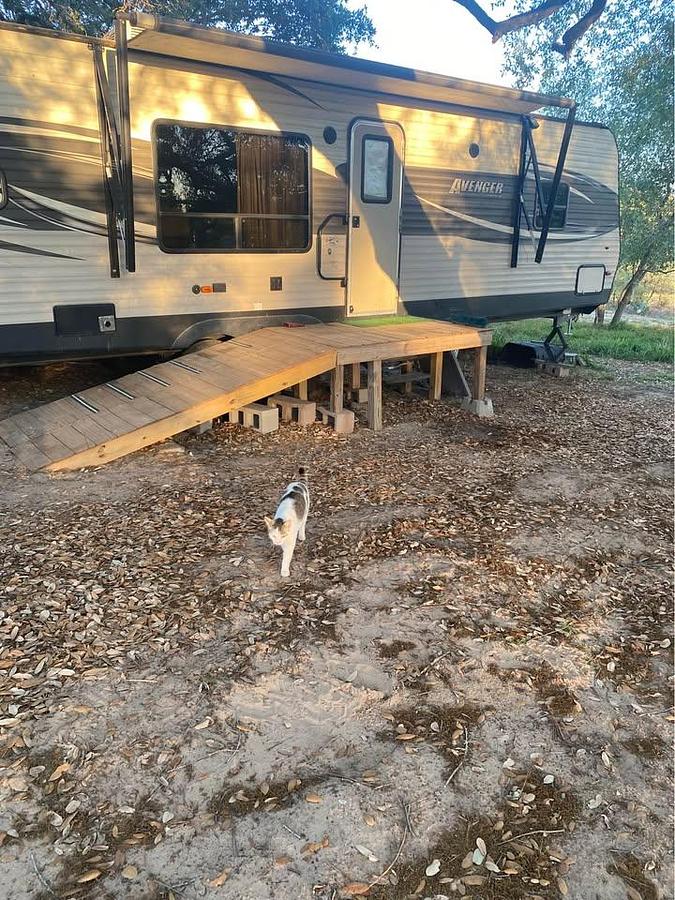 Used 2017 Avenger Pull-Behind RV
