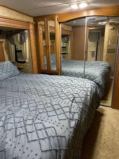 Used 2008 Heartland Bighorn 3370RL