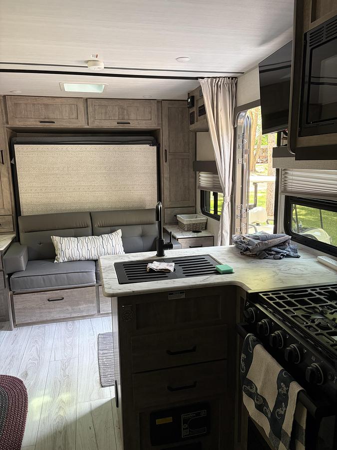 Used 2023 Forest River Surveyor Legend SVT240BHLE