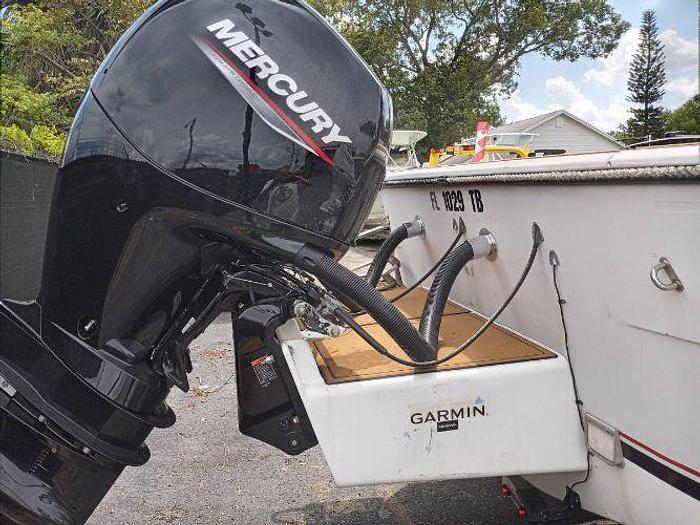 Used 1984 Tiara 25ft Boat