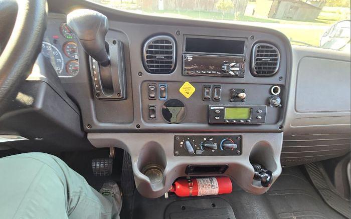 Used 2019 Freightliner Business Class M2 106