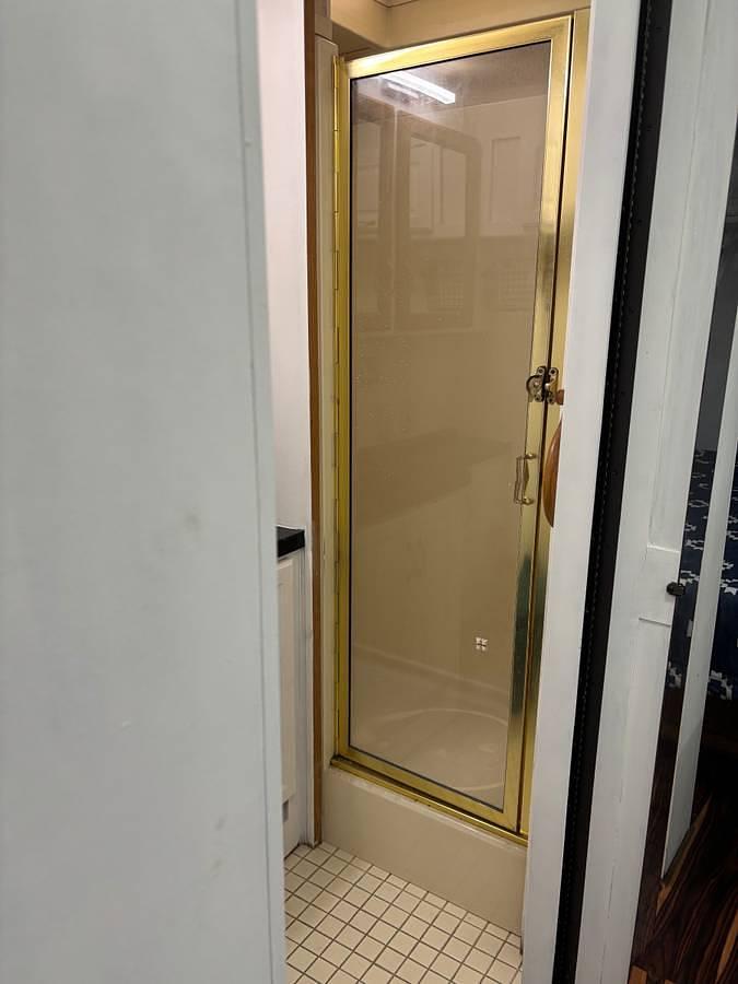 Used 1996 Holiday Rambler Endeavor LE