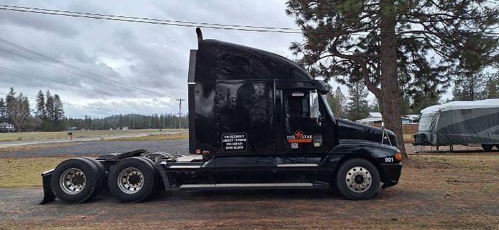 Used 2008 Freightliner Century Signature Series