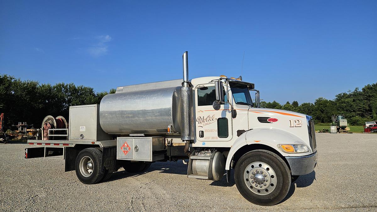 Used 2005 Peterbilt PB335