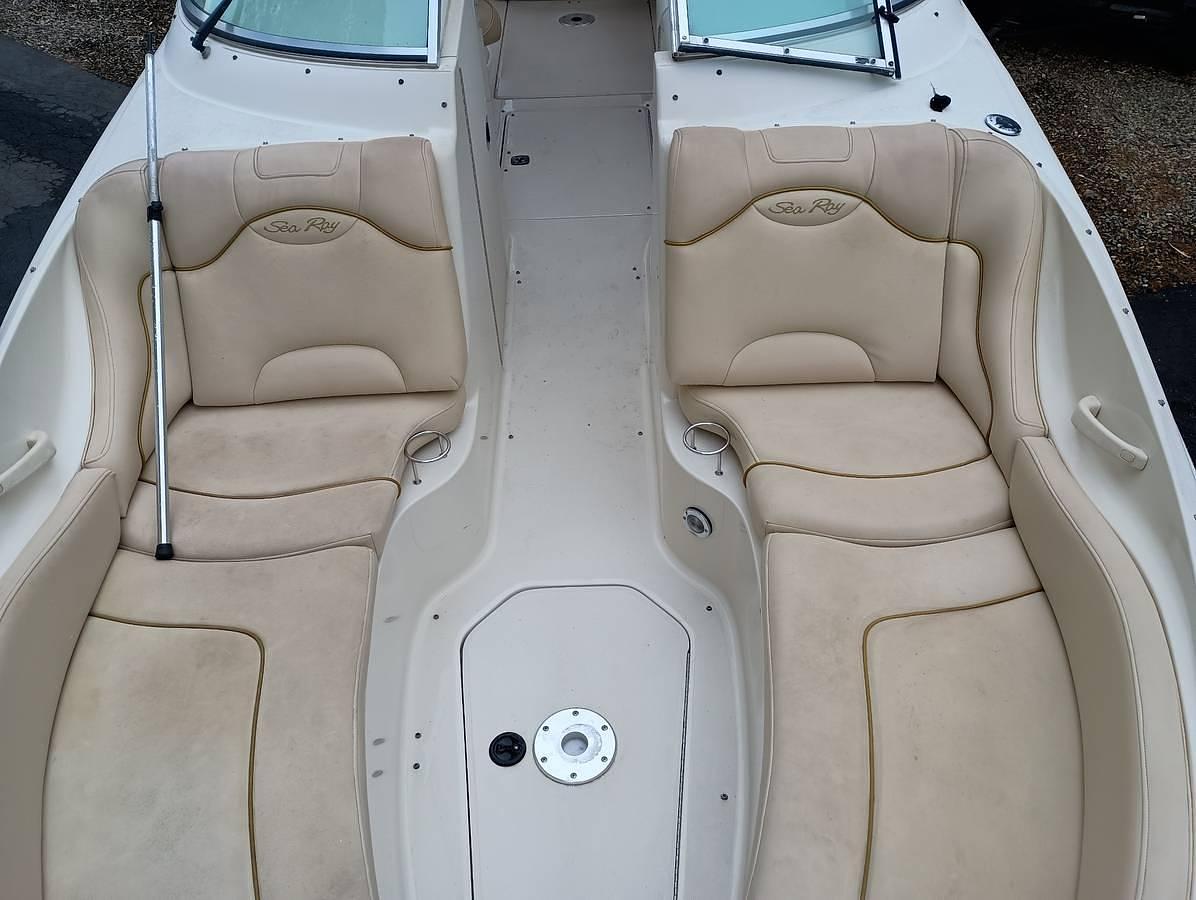 Used 2002 Sea Ray 270