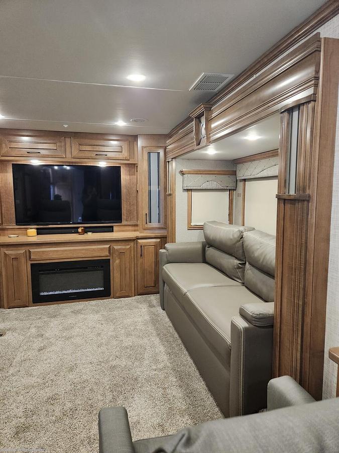 Used 2020 DRV Mobile Suite 44 Columbus