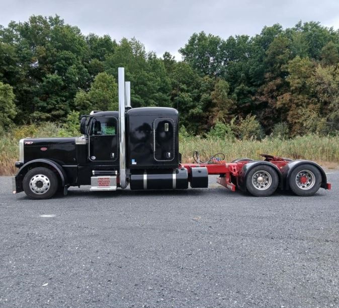 Used 2022 Peterbilt 389 Sleeper Semi Truck