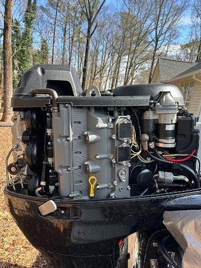 Used 2003 Campion Explorer 602 Center Console