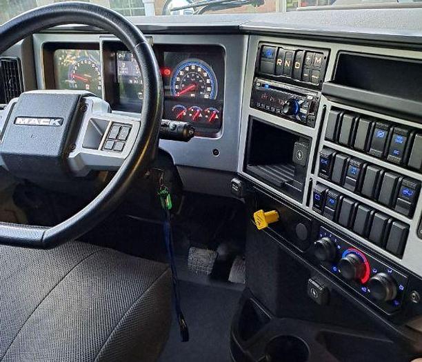 Used 2020 Mack Granite 64FR