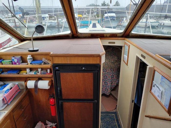 Used 1990 Tollycraft 40 Sportfisher