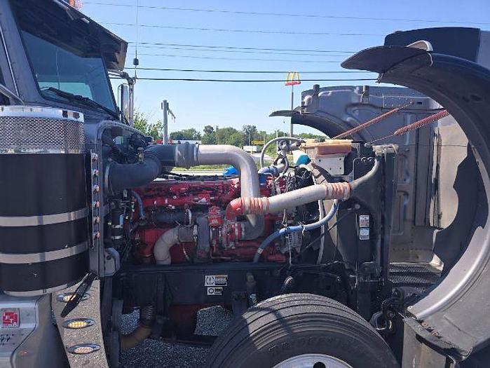Used 2020 Peterbilt 389